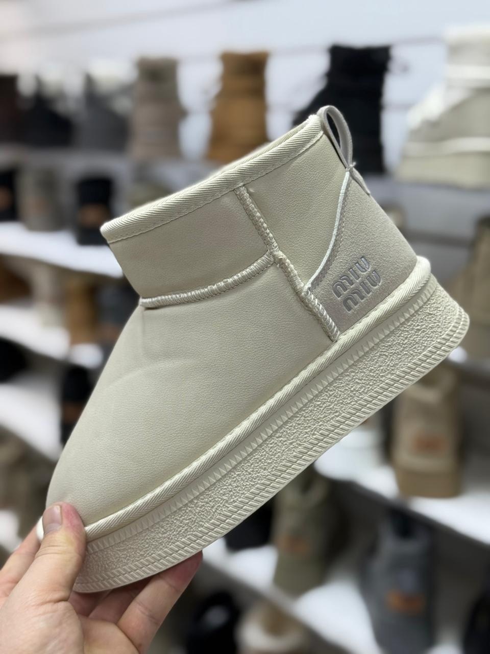 женские угги,женская зимняя ,,зимние женские короткие плюшевые теплые ботинки, зимняя