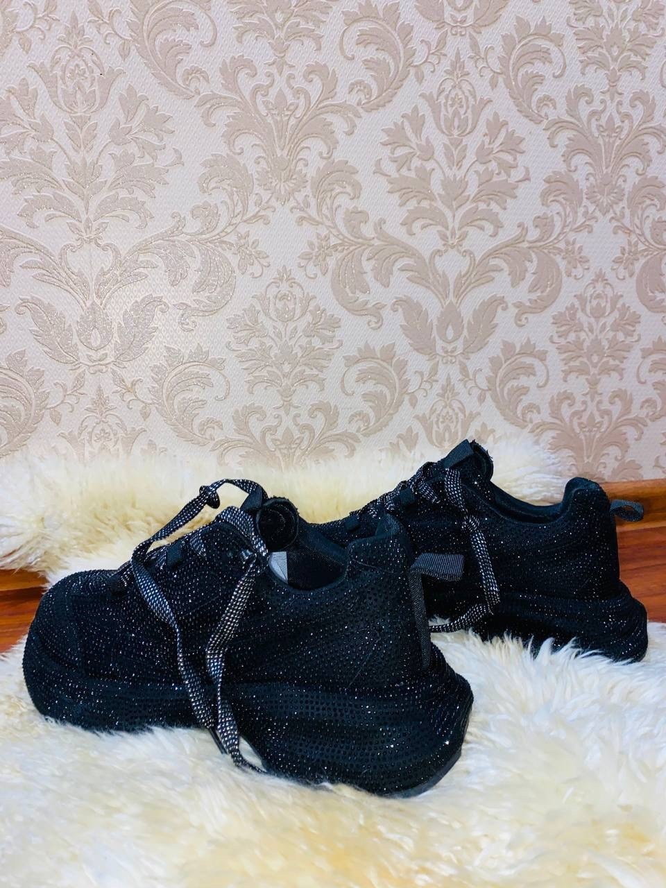 ,женские кроссовки,женские кроссовки balenciaga,кроссовки со стразами,блестящие кроссовки