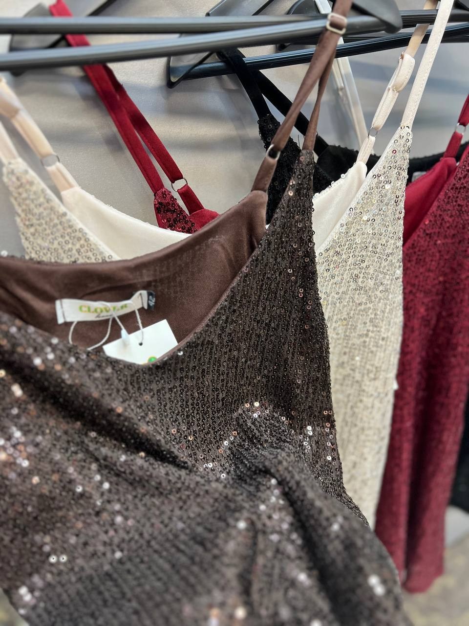 вязаные топы,вязаный топ на бретелях,вязаная майка,женский топ на бретелях,трикотажный топ