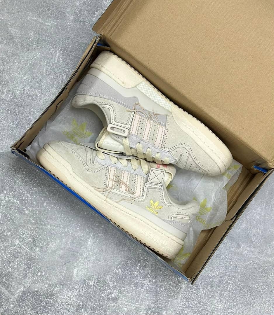 женские кроссовки adidas,кроссовки adidas,кроссовки adidas original,кроссовки,адидас кроссовки