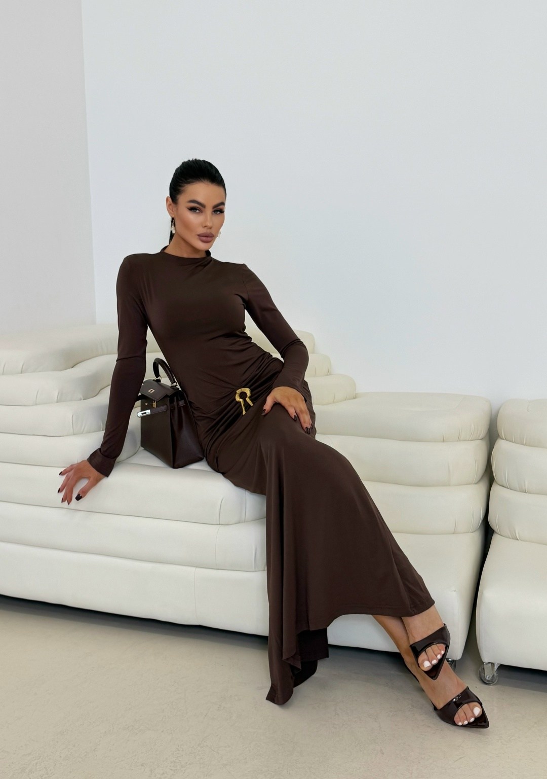 элегантное платье,длинное платье,платье коричневое,платье длинное облегающее,платье женская