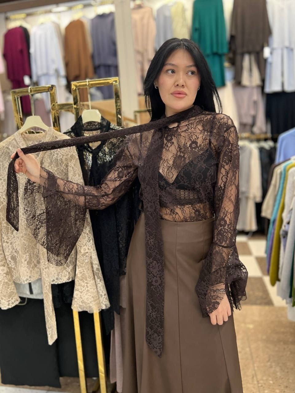 блузка с кружевами,юбка с поясом,блуза,модное платье,юбка