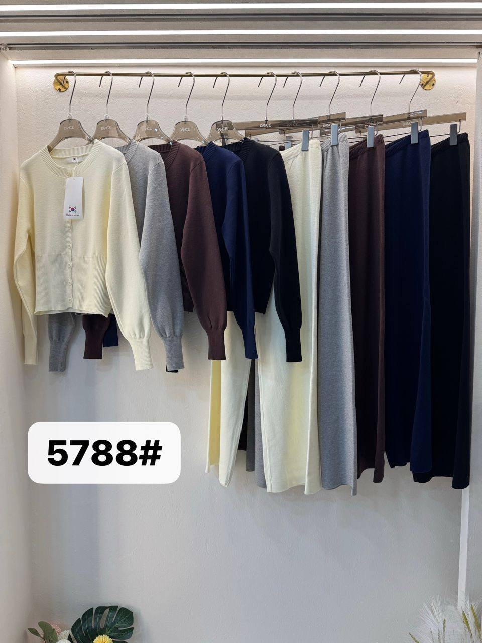 трикотажные костюмы,костюмы женские,вязаные костюмы,белый брючный костюм,женский трикотажный костюм