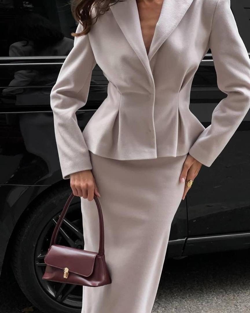 костюм женский с юбкой стильный,костюмы женские с юбкой,женские костюмы,элегантное модное