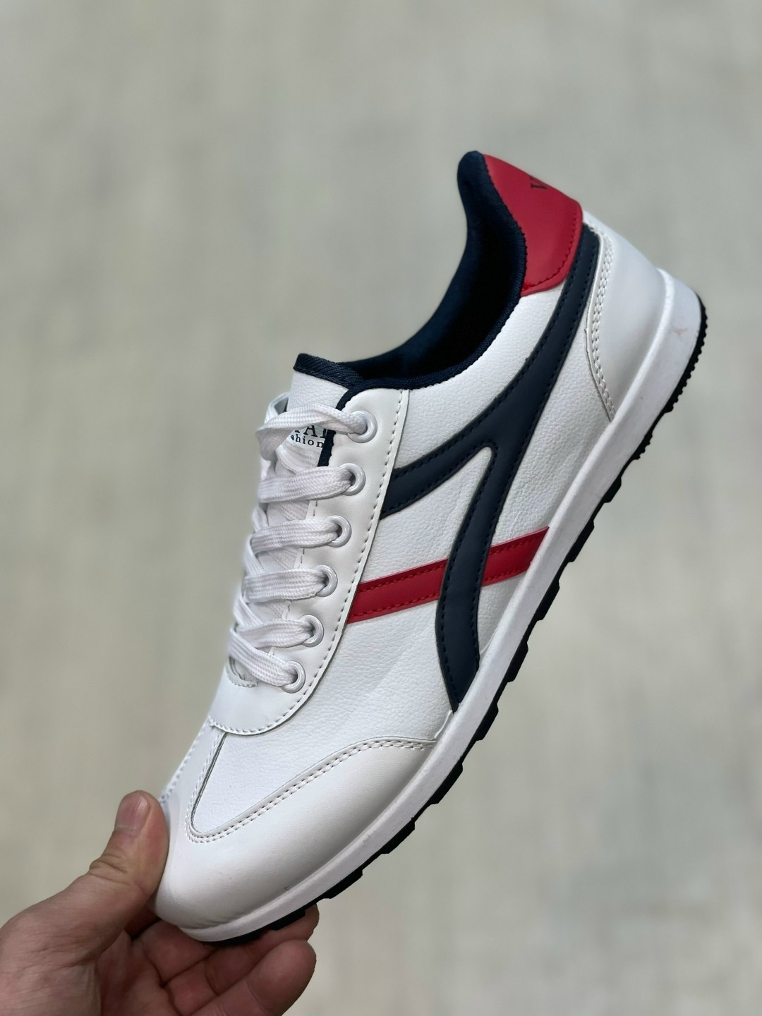 кроссовки,кроссовки diadora,кроссовки женскиe,мужские кроссовки,повседневные кроссовки