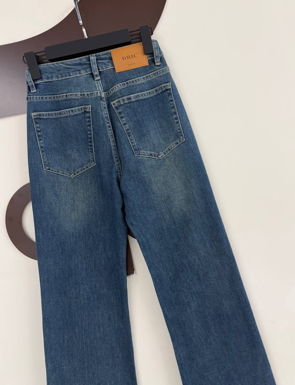 джинсы женские,широкие джинсы,прямые джинсы,джинсовые брюки,одежда джинсы