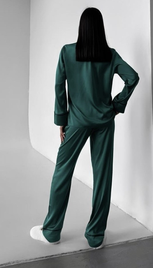 изумрудная пижама шелковая,изумрудная пижама,женские пижамные комплекты,пижама шелковая,пижам