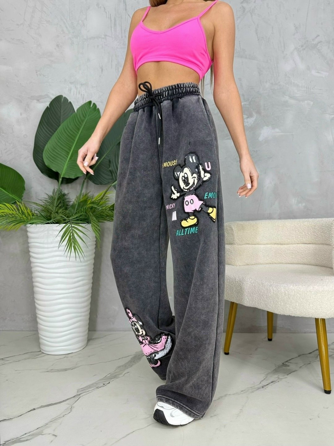 спортивные штаны,спортивные брюки,штаны спортивные женские,женские брюки спортивные,штаны широкие