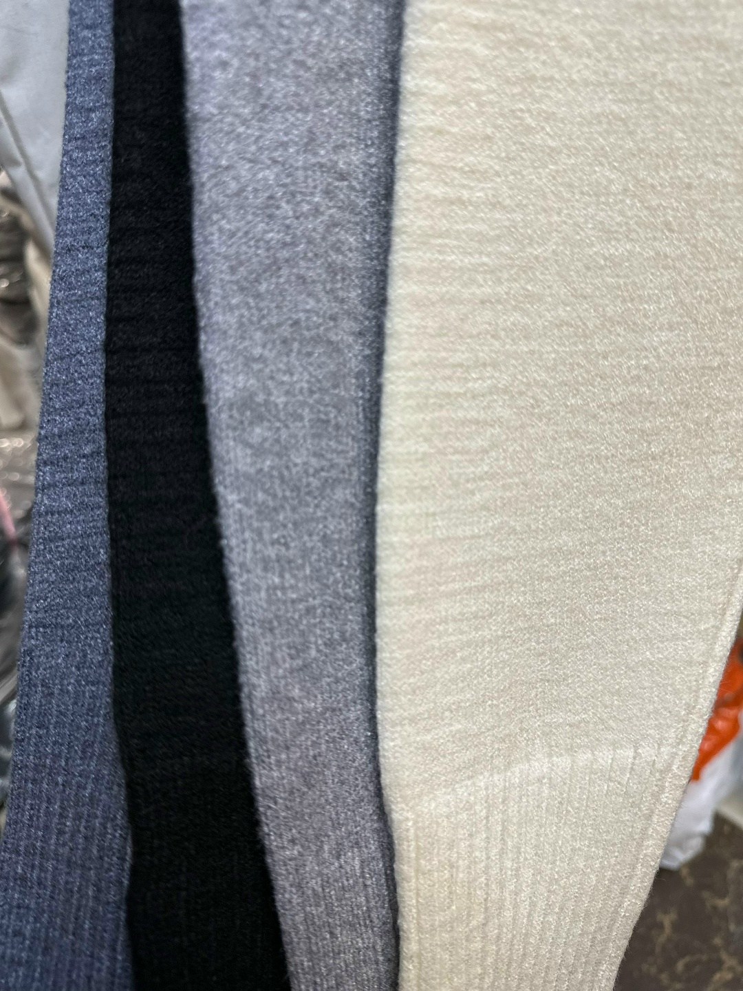 свитер оверсайз джемпер,свитера женские,свитеры модные,белый свитер оверсайз,свитер оверсайз классический