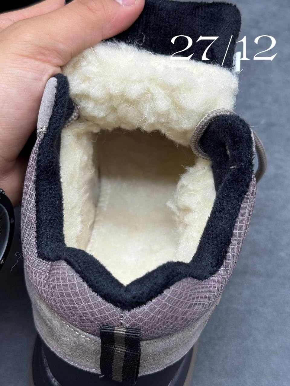 ,теплые кроссовки,ботинки спортивные,треккинговые кроссовки,треккинговая