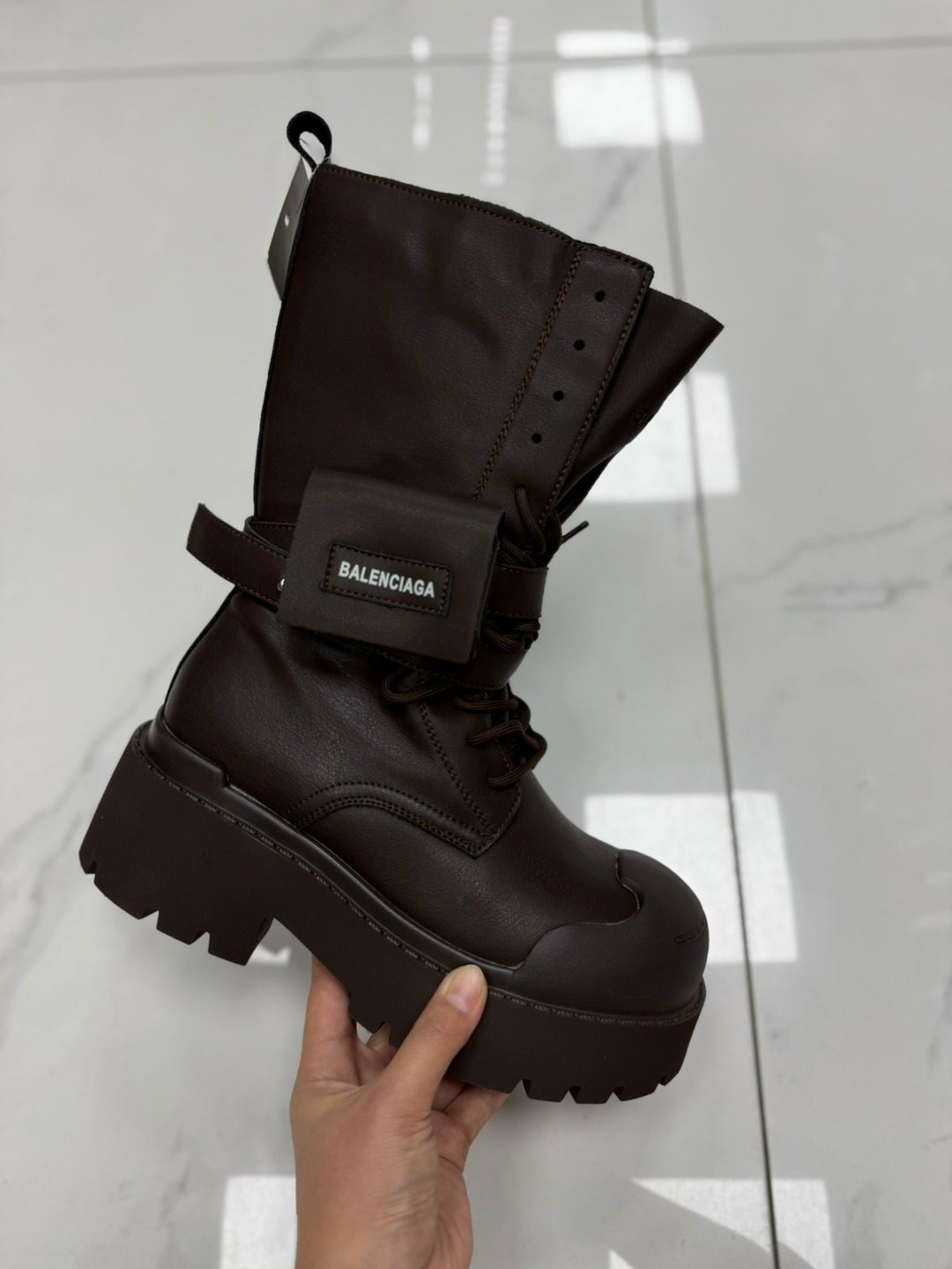 ,ботинки balenciaga,женские ботинки,ботинки модные,женская