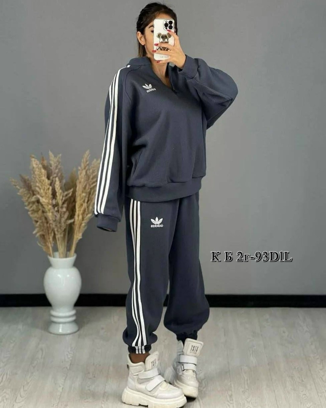 спортивный костюм адидас женский красный,женский спортивный костюм adidas,красный костюм адидас женский,костюмы спортивные женские,женский костюм адидас