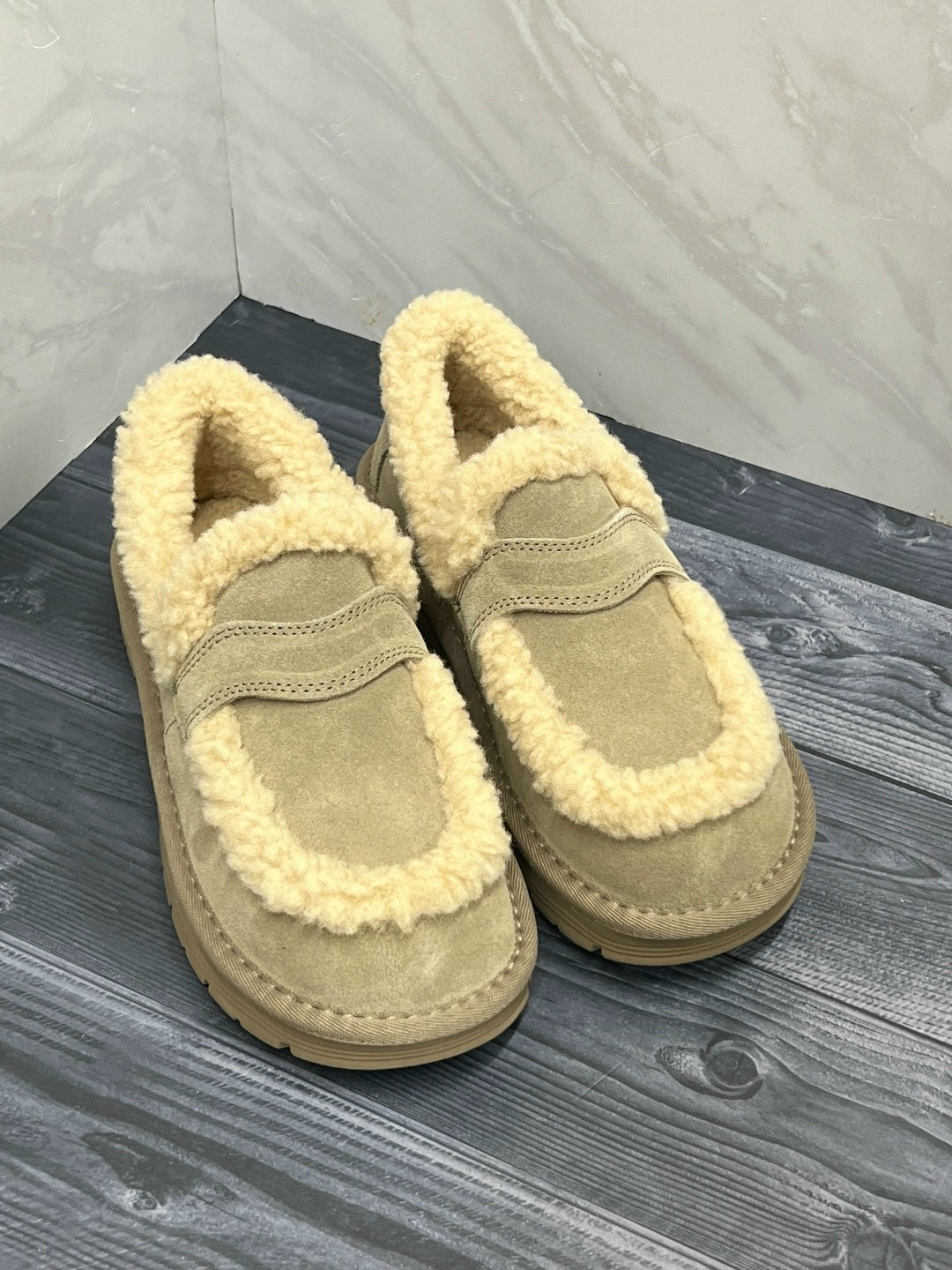 ,лоферы на меху,лоферы с мехам,женская , женская зимняя