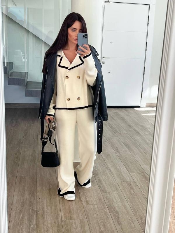 стильные костюмы,костюмы женские,костюм на флисе,трикотажные костюмы,костюмы спортивные женские