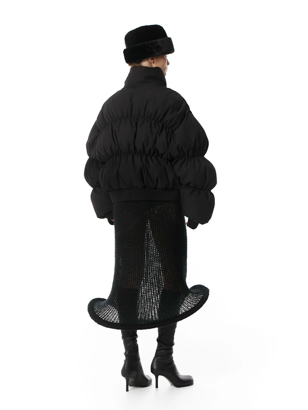 зимние куртки,пуховик,пуховик черный,стеганый пуховик,куртка пуховик