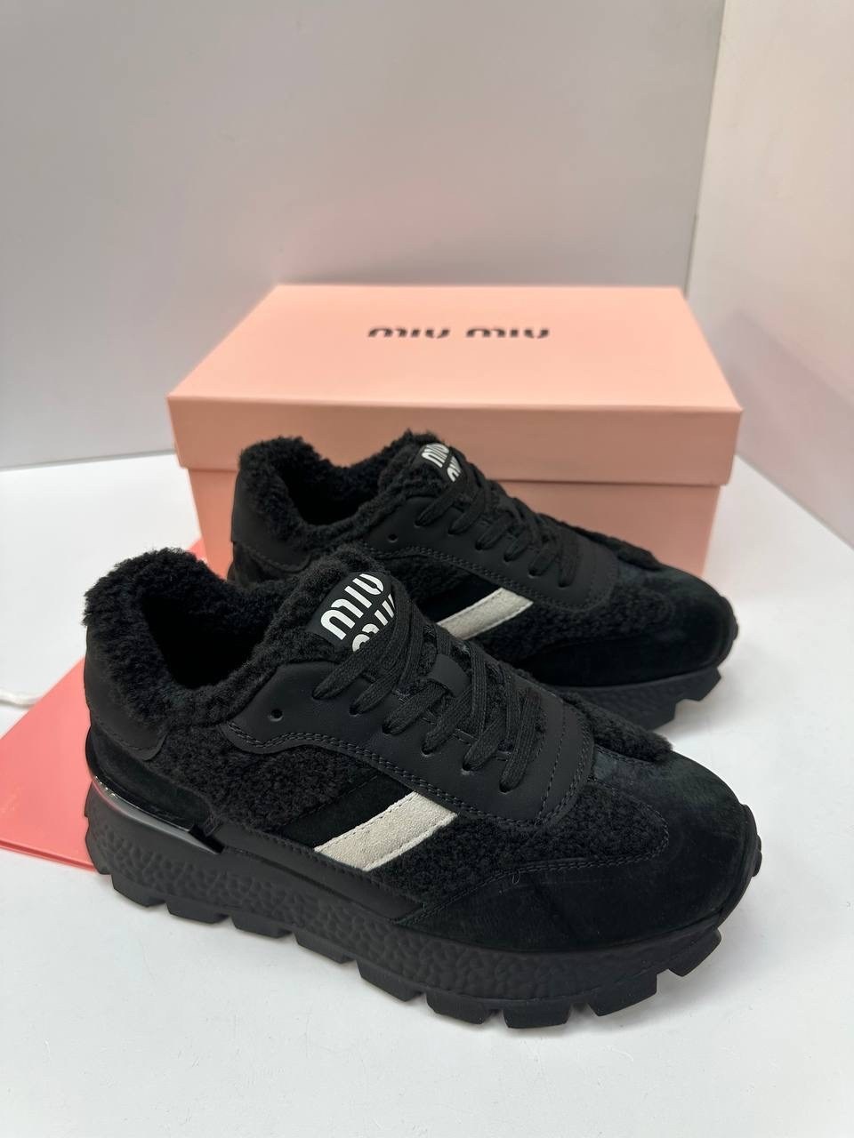 ,кроссовки женскиe,кроссовки для женщин,повседневные кроссовки, женская