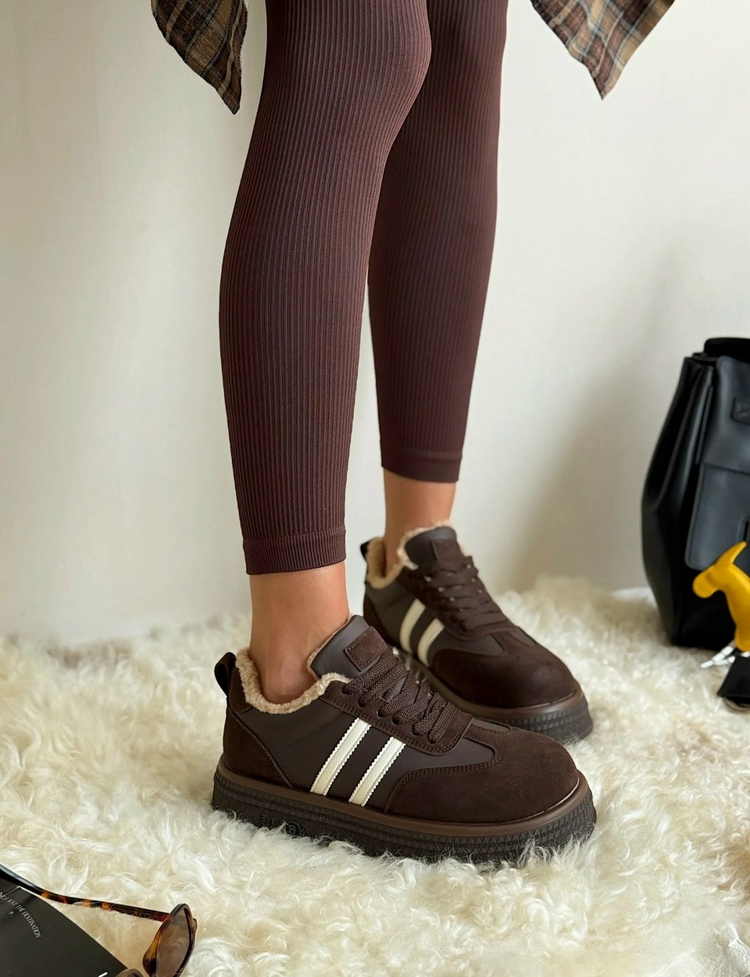 ,замшевые кроссовки,кроссовки женские коричневые,женские кроссовки,коричневые кроссовки