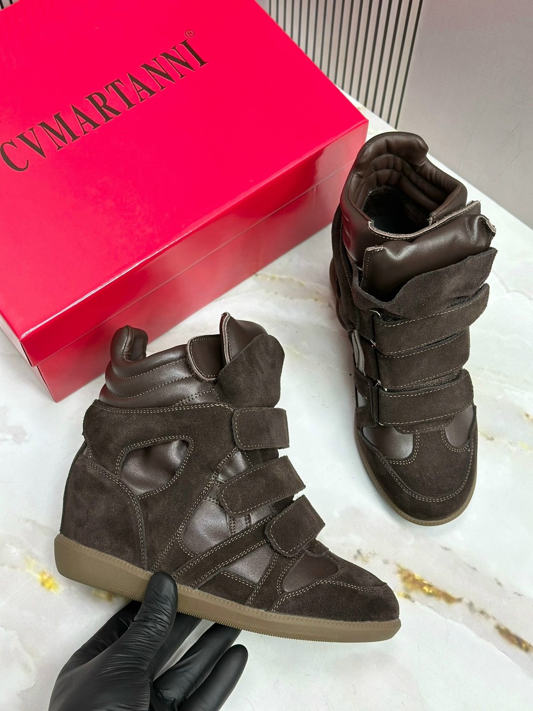 ,кроссовки isabel marant,высокие кроссовки,изабель марант кеды на танкетке,замшевые кроссовки