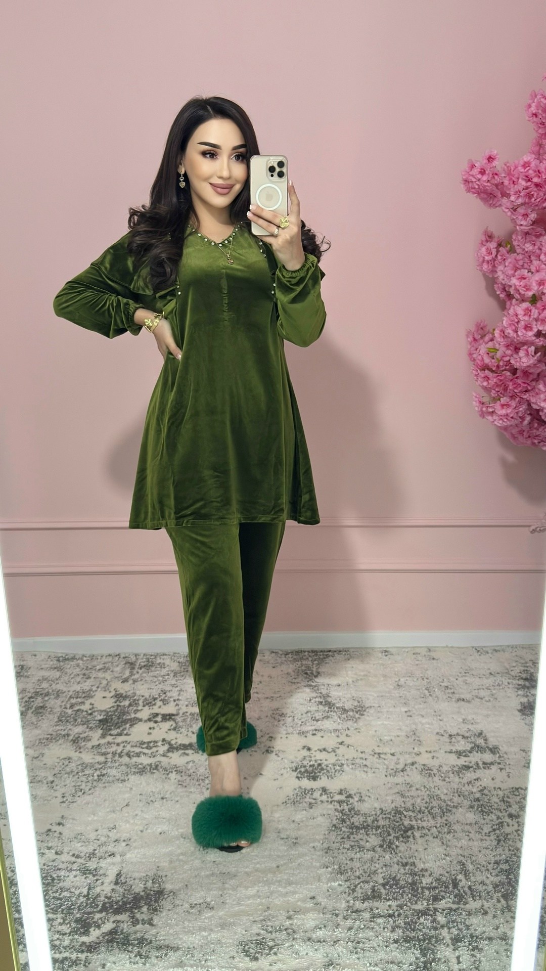 куйлак лозим,куйлаклар фасонлари,кузги куйлак фасонлари 2025,куйлаклар фасони