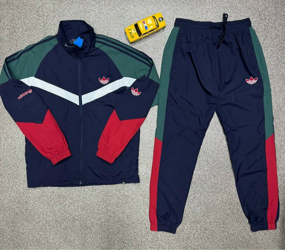 спортивный костюм adidas,костюм adidas 90 х,спортивный костюм адидас 90,спортивные костюмы,спортивный костюм мужской adidas
