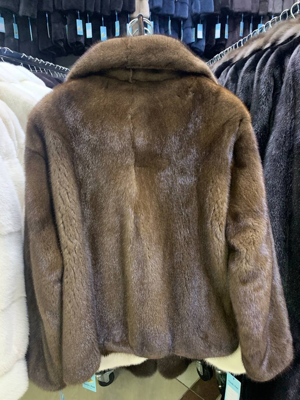 норковые шубы,шуба норка,полушубок из норки,шуба из норки,норковая шубка