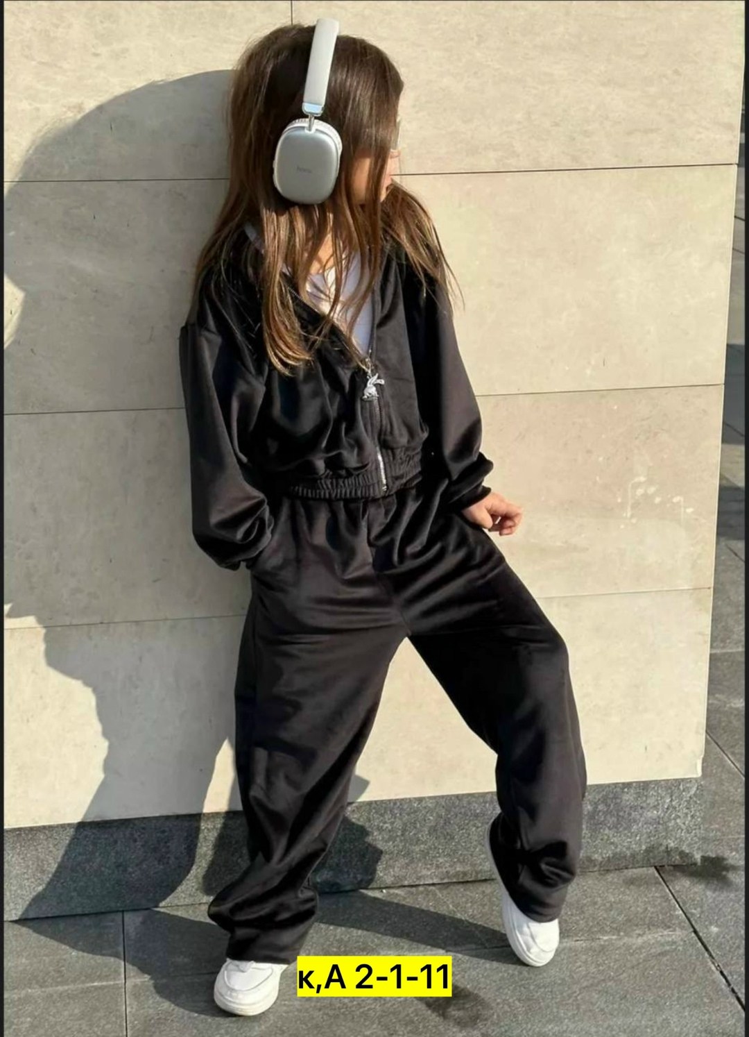 велюровый костюм для девочки спортивный капюшон,спортивные костюмы для девочек,cпортивный костюм велюровый,велюровый костюм для девочки спортивный,велюровый костюм для девочки