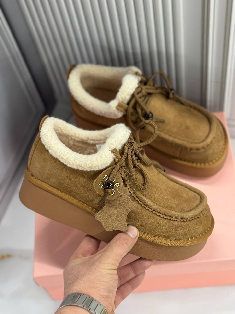 ,угги женские,зимняя , теплая,замшевые ботинки