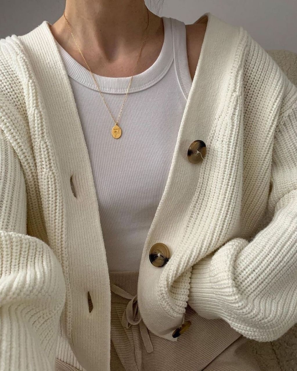 кардиган вязаное,женский трикотажный кардиган с,кашемировый кардиган,кардиган женский вязаный,вязаный свитер кардиган