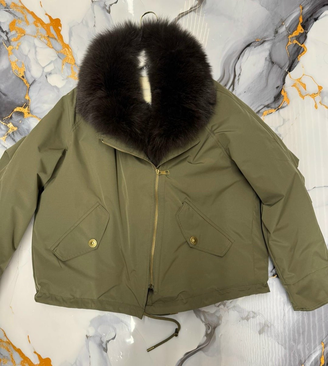 парка женская с натуральным мехом,красивые зимние куртки с мехом,парка с натуральным мехом,парка с мехом,зимние куртки