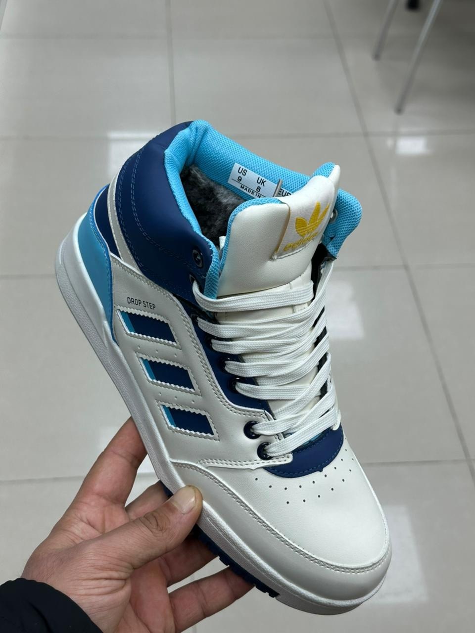 высокие кроссовки адидас женские,кроссовки adidas,высокие кеды адидас ориджинал,зимние кроссовки adidas,кроссовки