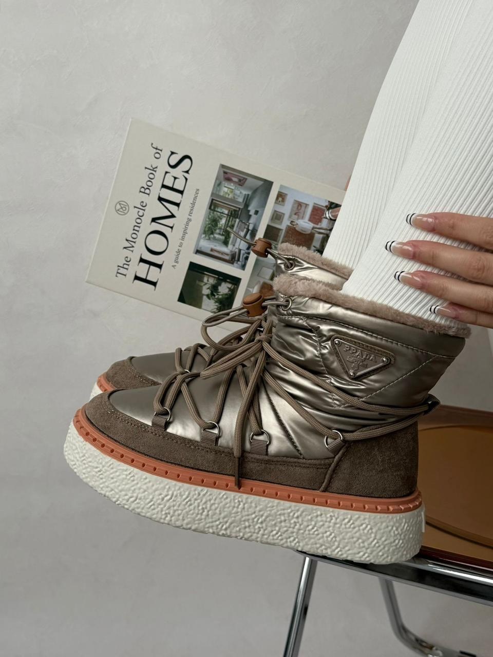 ,луноходы женские,дутики prada,женская ,дутики прада