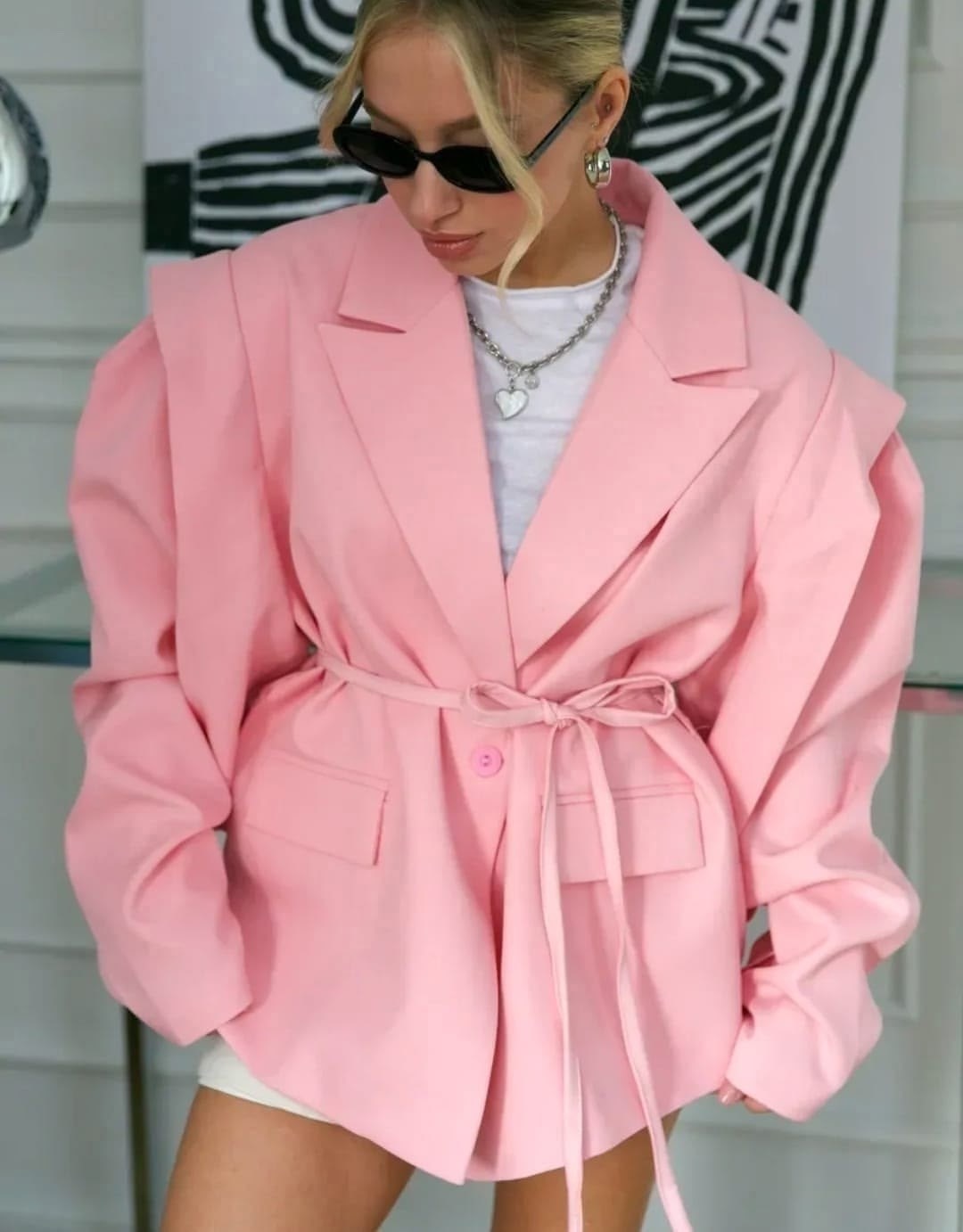 элегантные пальто,элегантный блейзер,женские жакеты,пиджак с поясом,женский костюм