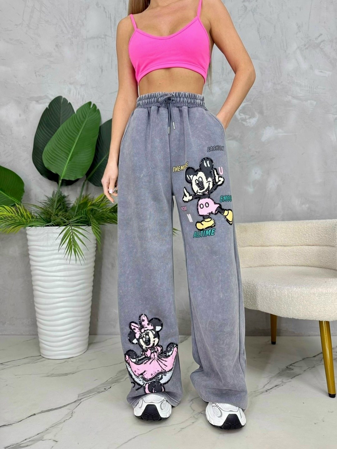 спортивные штаны,спортивные брюки,штаны спортивные женские,женские брюки спортивные,штаны широкие