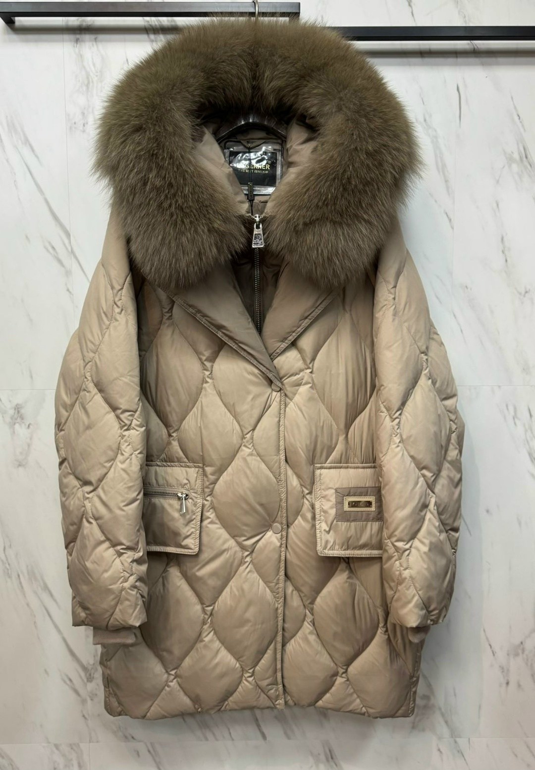 стильные пуховики,пуховик,пуховики с мехом,женский пуховик,зимние куртки