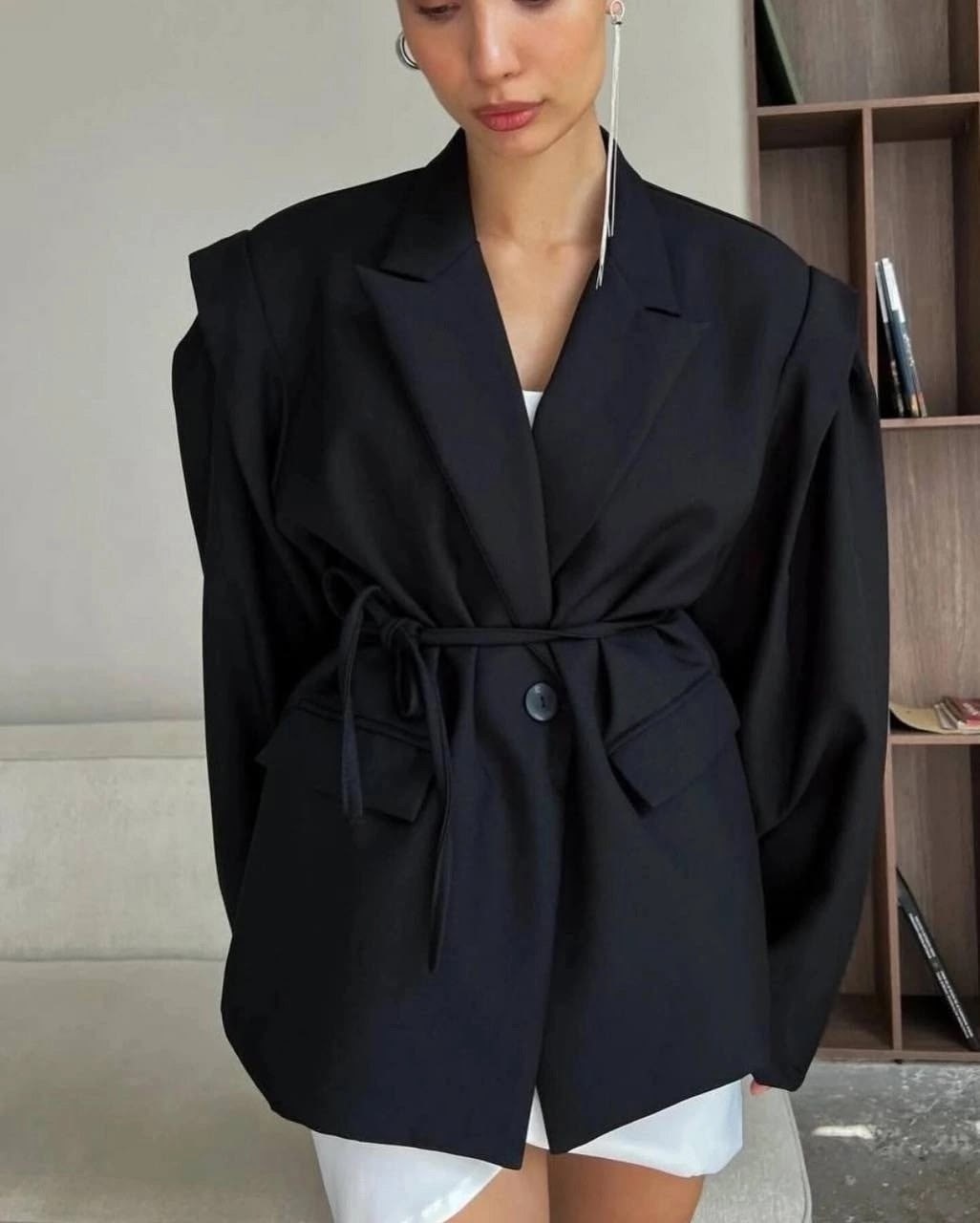 элегантные пальто,элегантный блейзер,женские жакеты,пиджак с поясом,женский костюм