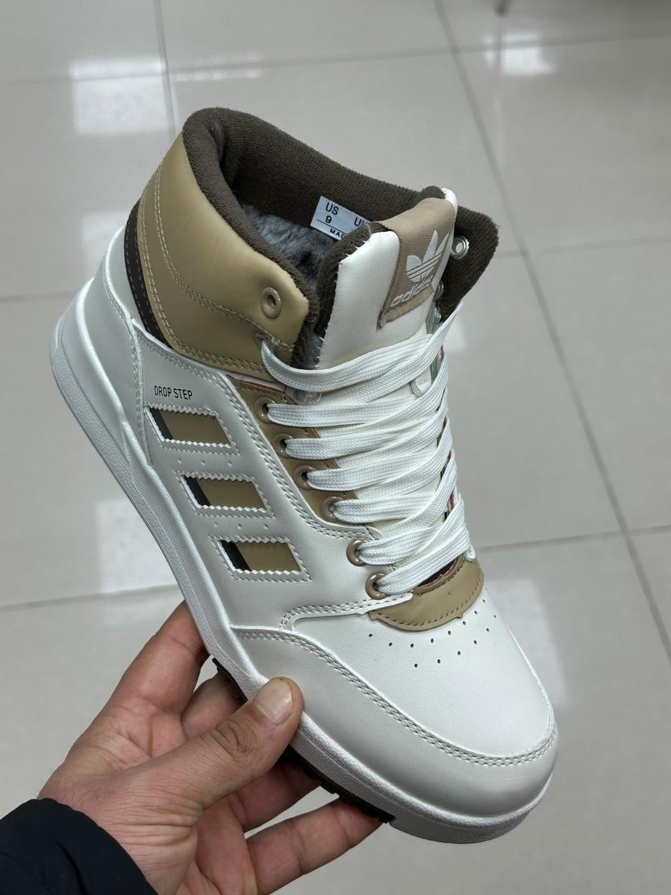 высокие кроссовки адидас женские,кроссовки adidas,высокие кеды адидас ориджинал,зимние кроссовки adidas,кроссовки