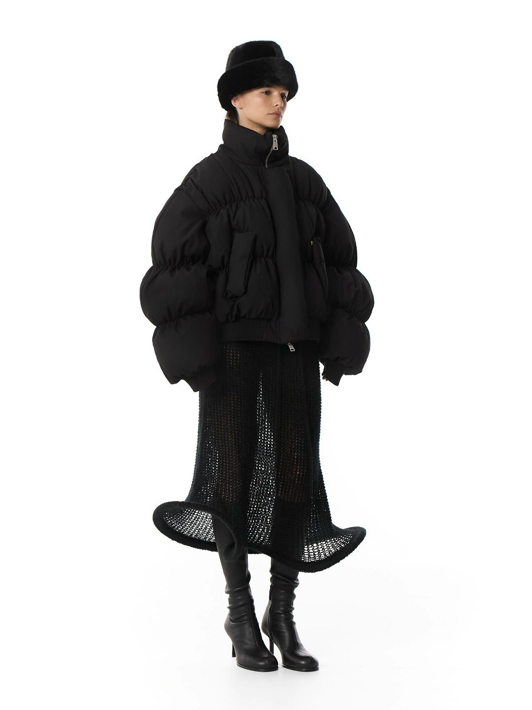 зимние куртки,пуховик,пуховик черный,стеганый пуховик,куртка пуховик