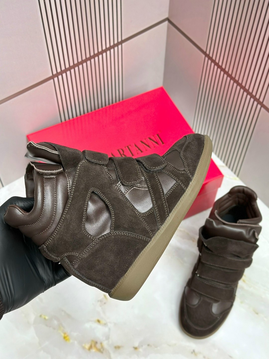 ,кроссовки isabel marant,высокие кроссовки,изабель марант кеды на танкетке,замшевые кроссовки