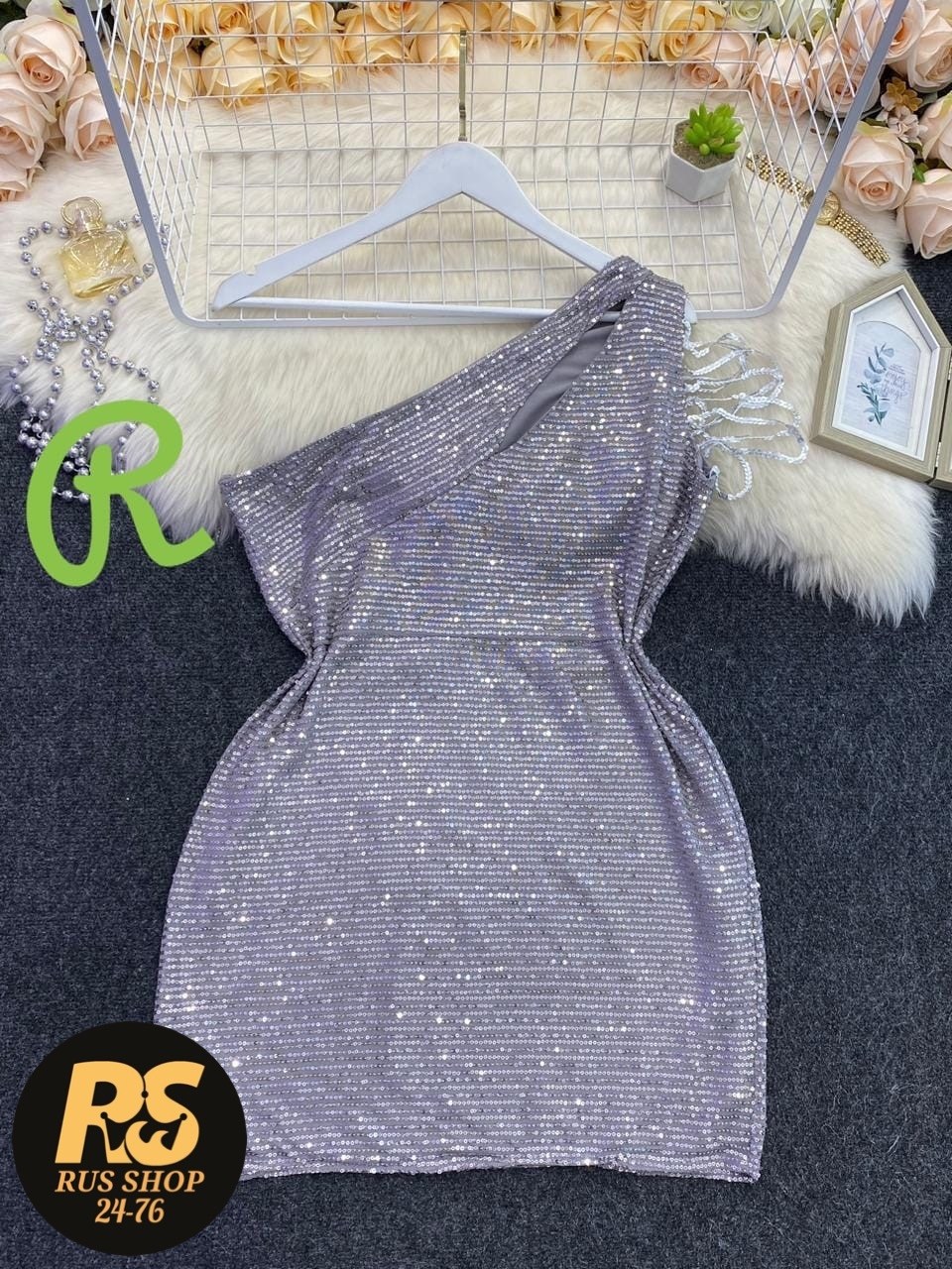 вечернее платье с блестками,платье с блестками,платье блестящее короткое,женское платье с блестками,платье с пайетками