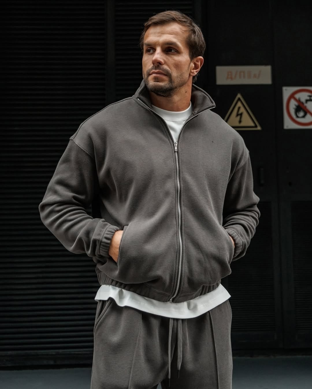 спортивный костюм для мужчин,спортивные костюмы двойка,мужские спортивные костюмы,cпортивный костюм на молнии,спортивные костюм