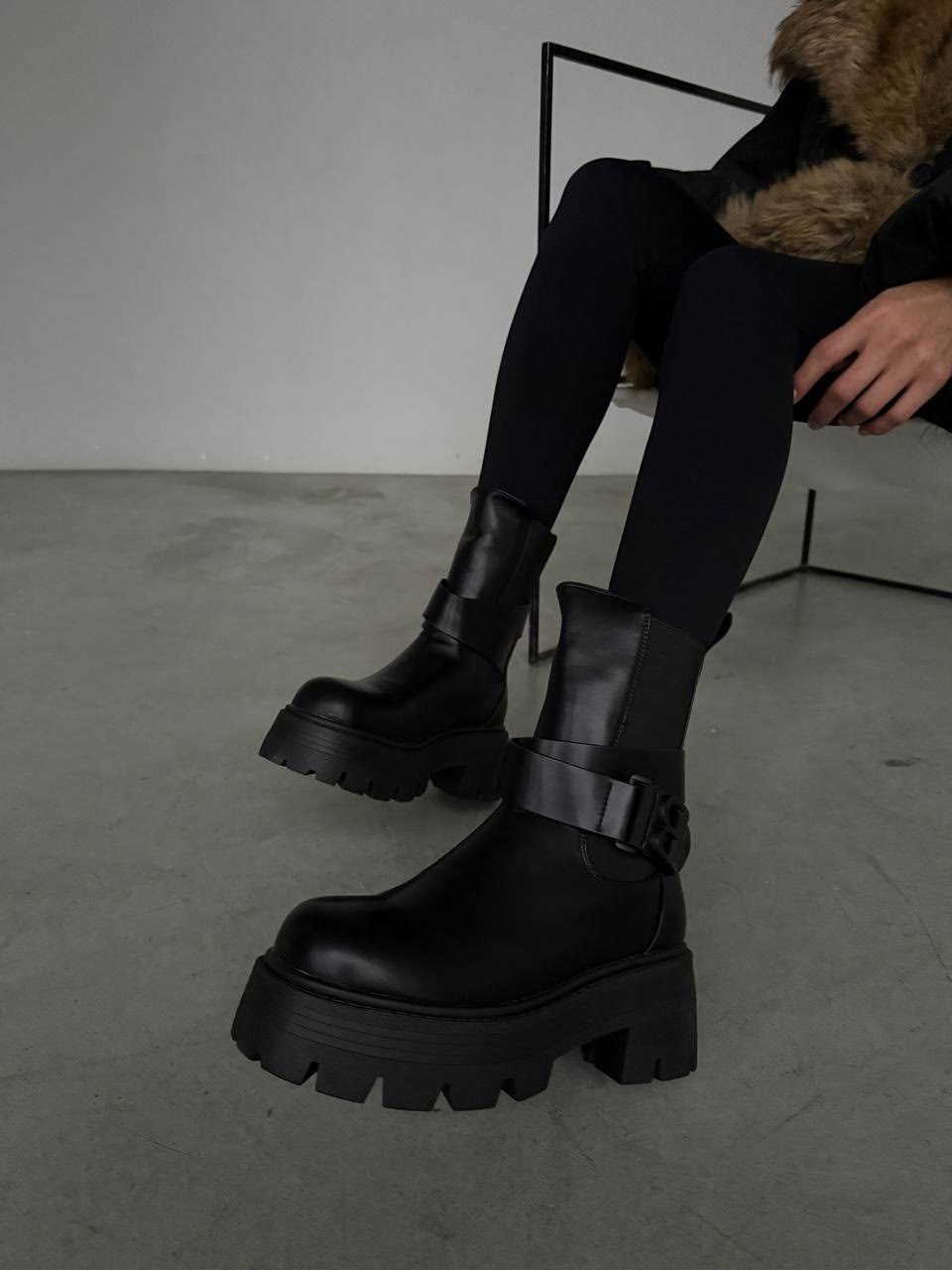 ,ботинки женские,стильные ботинки, женская,ботинки демисезонные