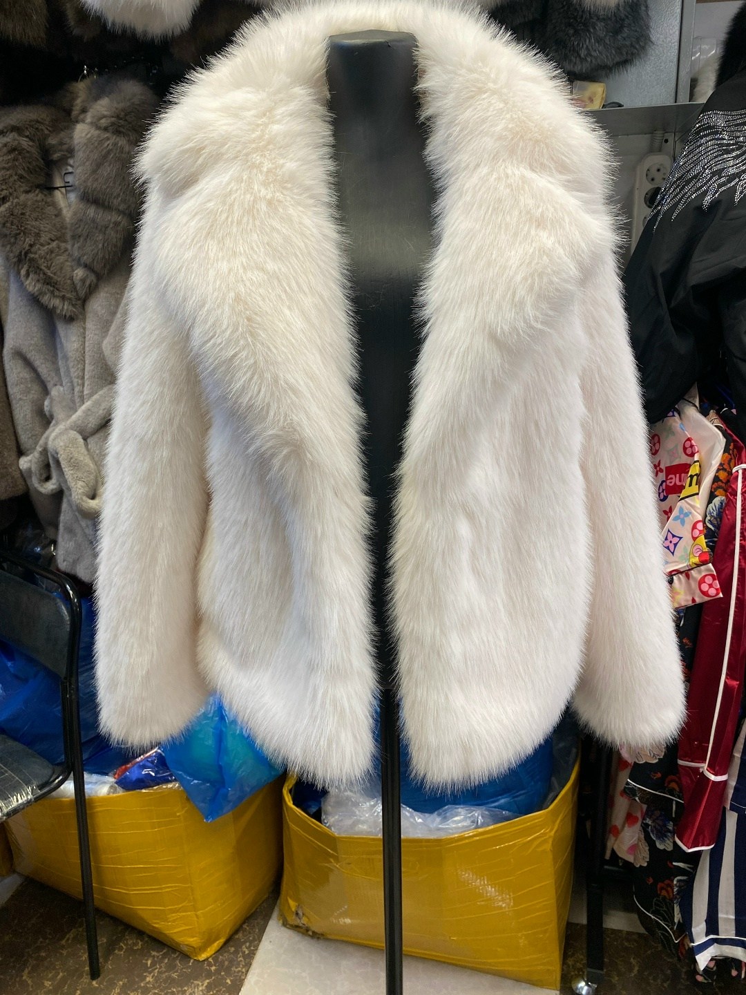 пальто из искусственного меха,женская шуба,куртка из искусственного меха,куртка из искусственного меха женская,шуба из искусственного меха