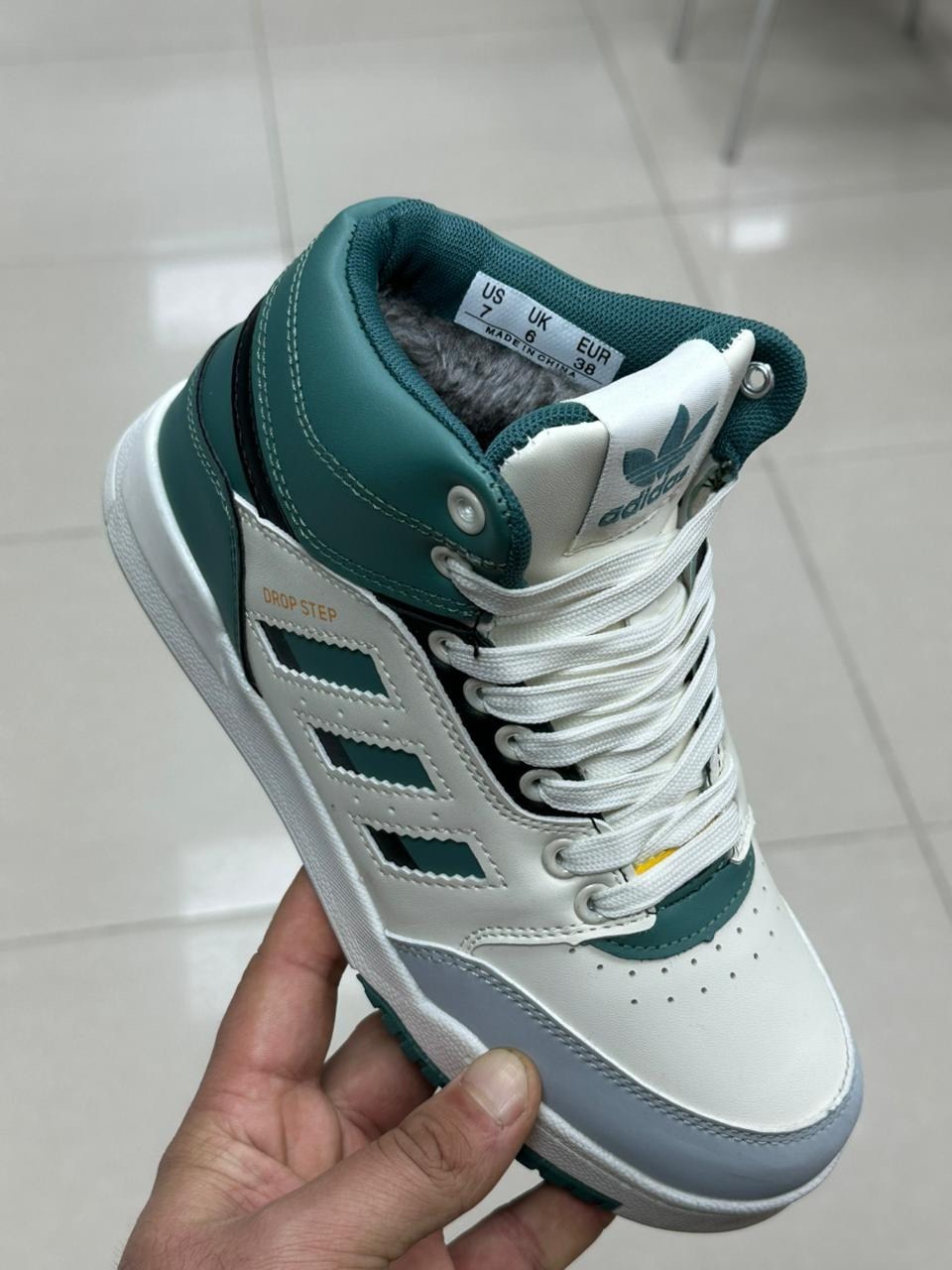 ,зимние кроссовки adidas,зимние кроссовки адидас мужские,зимние кроссовки,кроссовки adidas