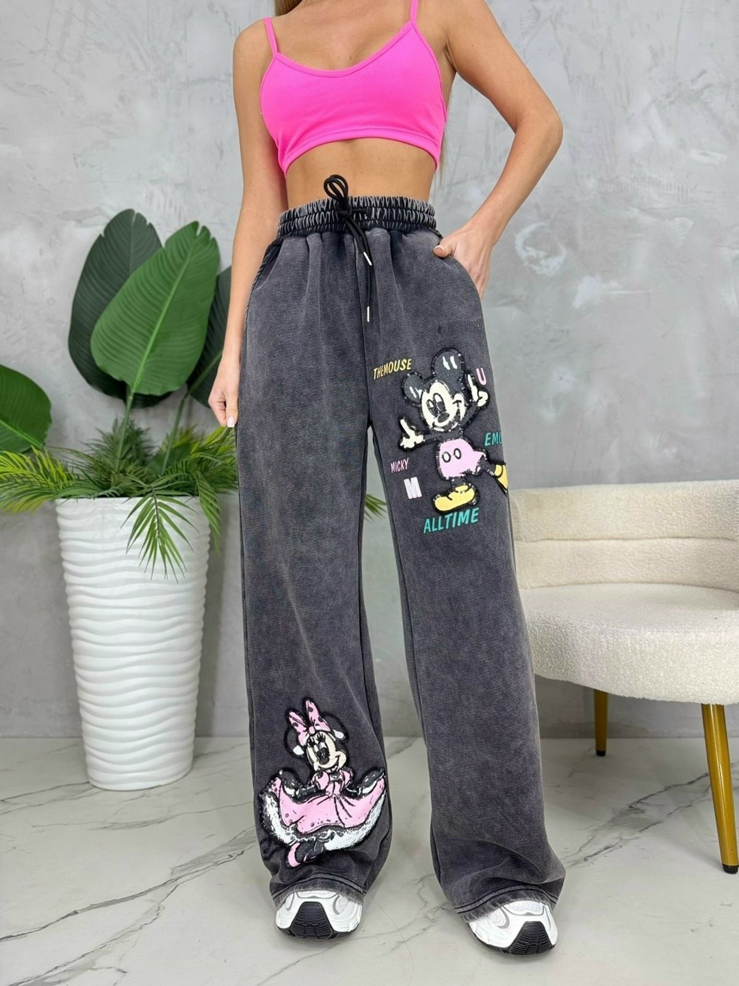 спортивные штаны,спортивные брюки,штаны спортивные женские,женские брюки спортивные,штаны широкие