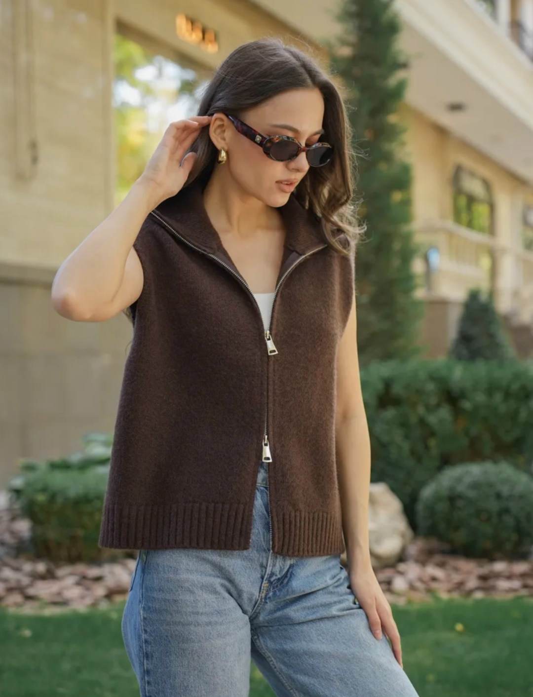 жилетка женская,женский вязаный жилет,жилет женский,жилет вязаный,трикотажный жилет