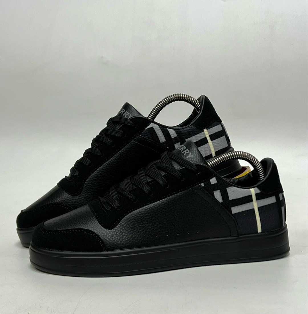 кроссовки burberry,кеды burberry,,кроссовки burberry мужские с надписью на подошве сбоку,кроссовка мужской