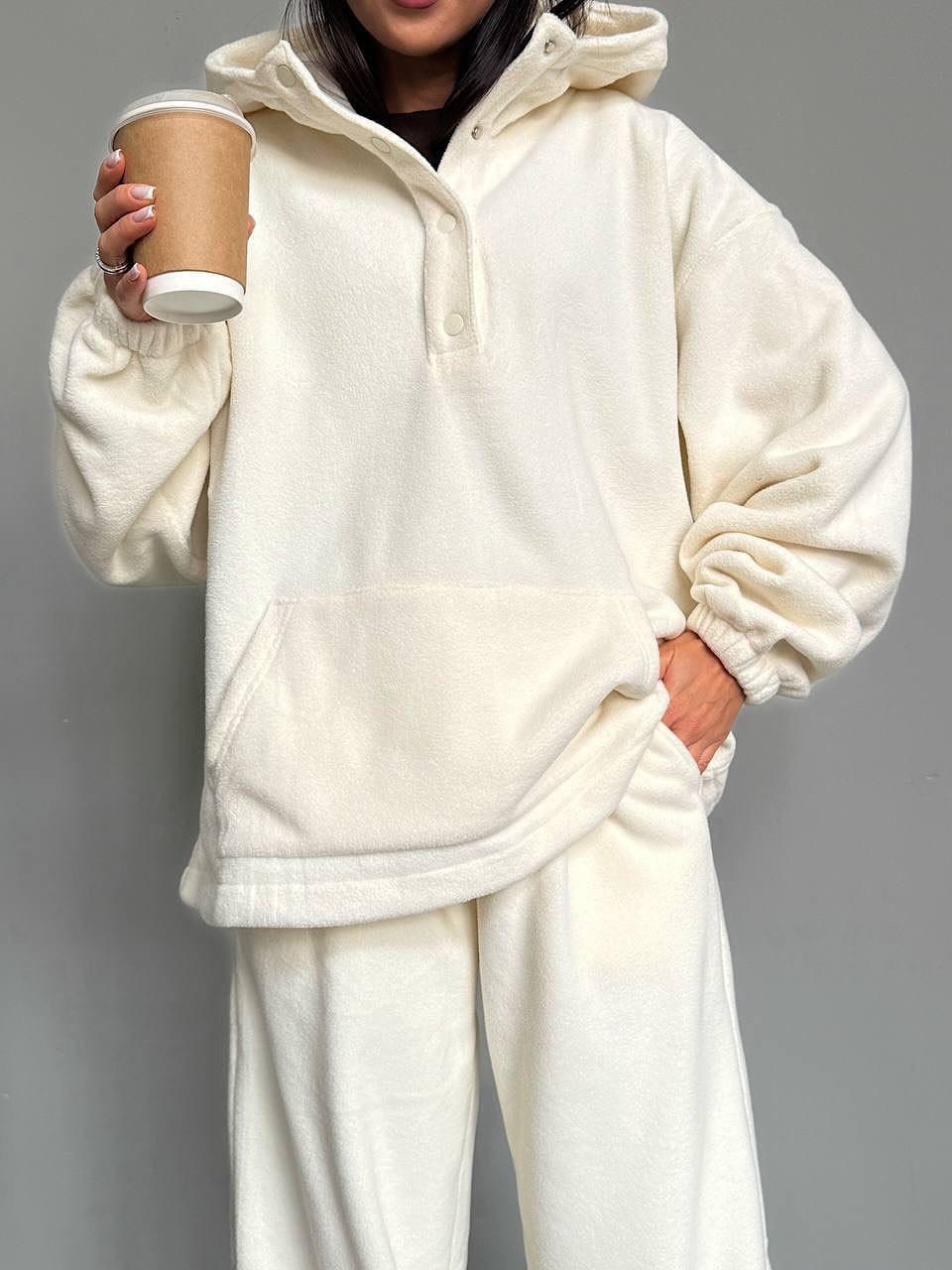 спортивные костюм,женский спортивный костюм,стильные костюмы,трикотажные костюмы,женский костюм на флисе