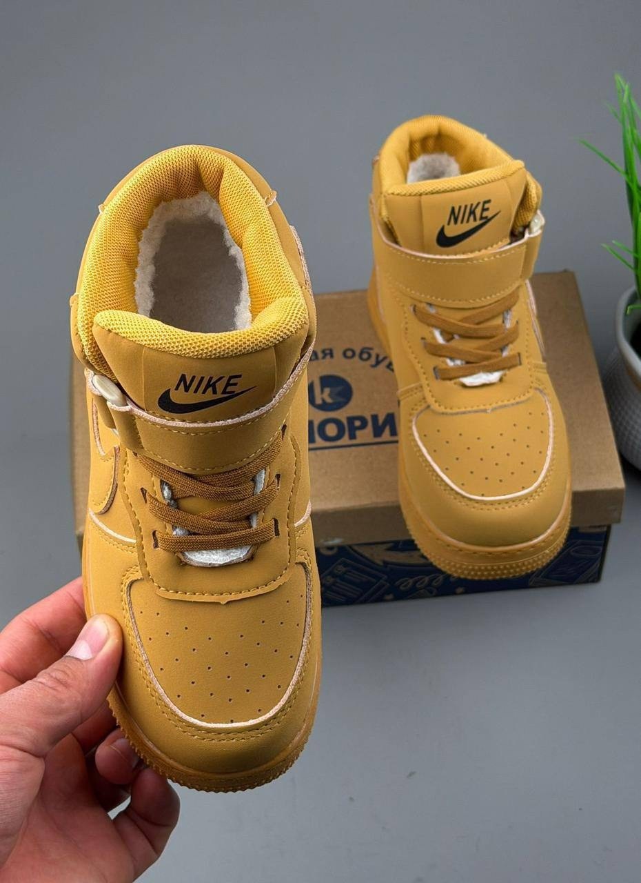 кроссовки найк аир форс высокие с коричневой подошвой,кросcовки nike air force 1,кроссовки мальчику,кроссовки,детские кроссовки