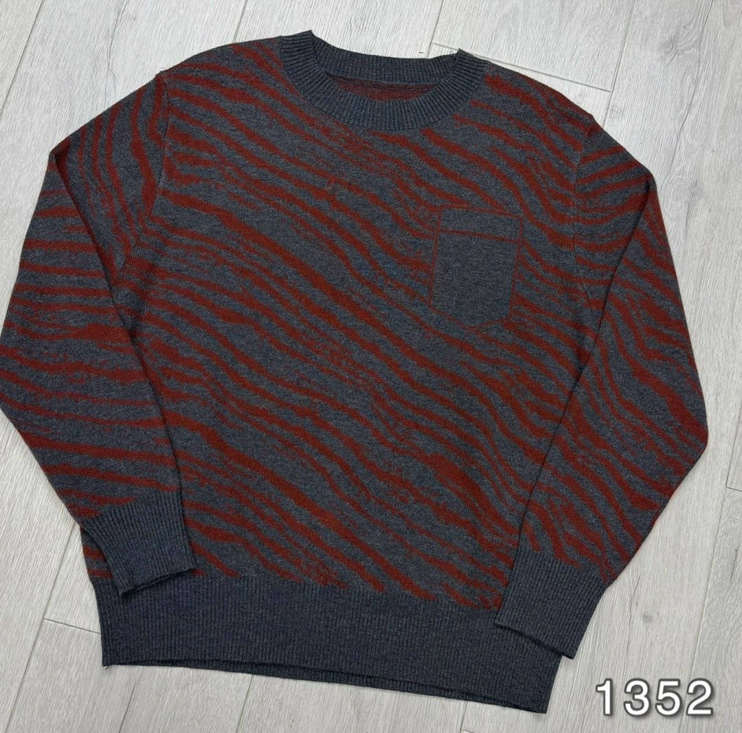 повседневные брюки,джемпер свободного кроя,джемпер и брюки,модные брюки,брюки зауженные