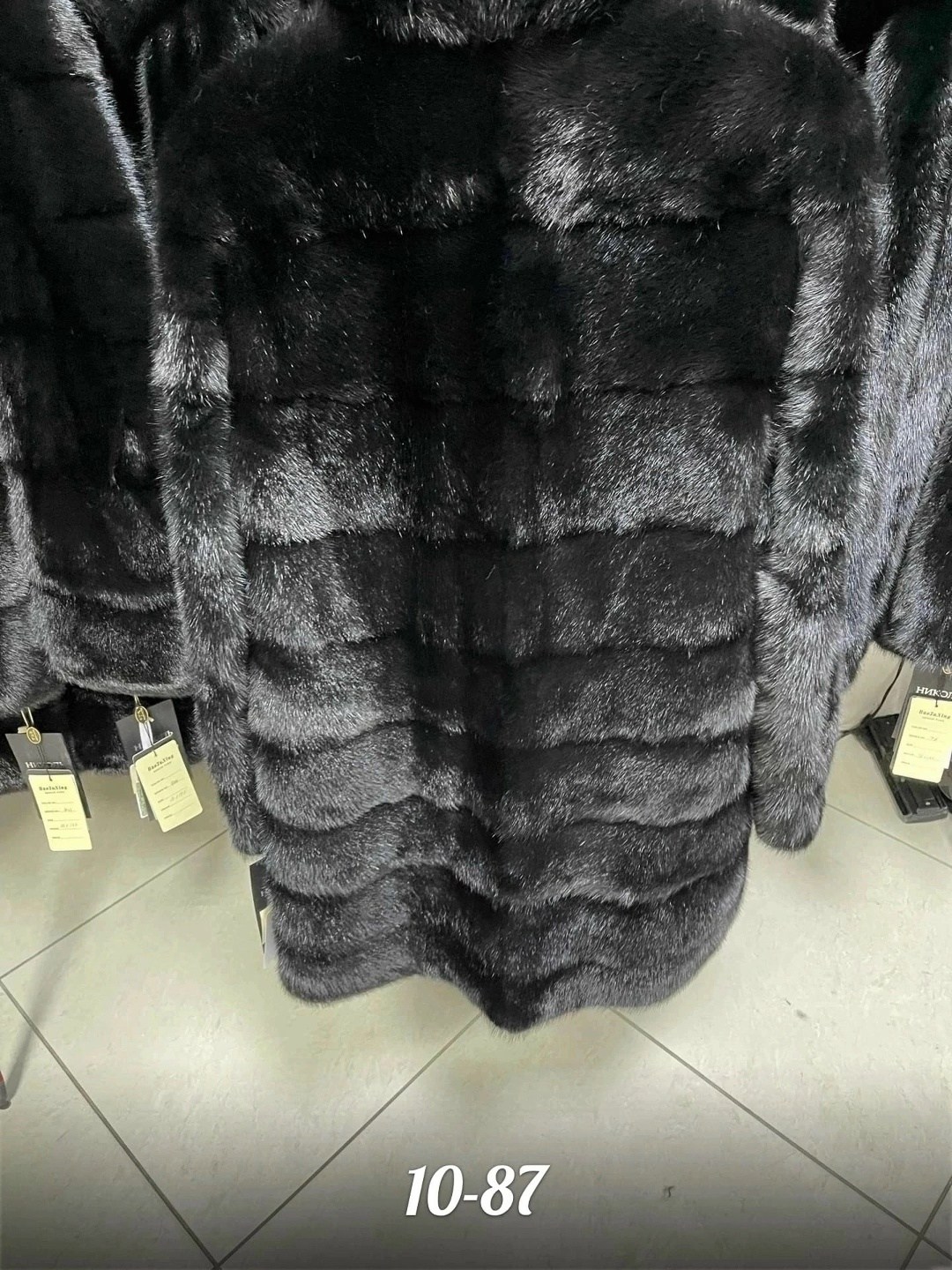 шуба норка,шуба норковая,шубы на рынке,шуба женская,шуба норковая с капюшоном
